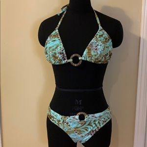⭐️3/$20⭐️ La Vie en Rose Bikini Set